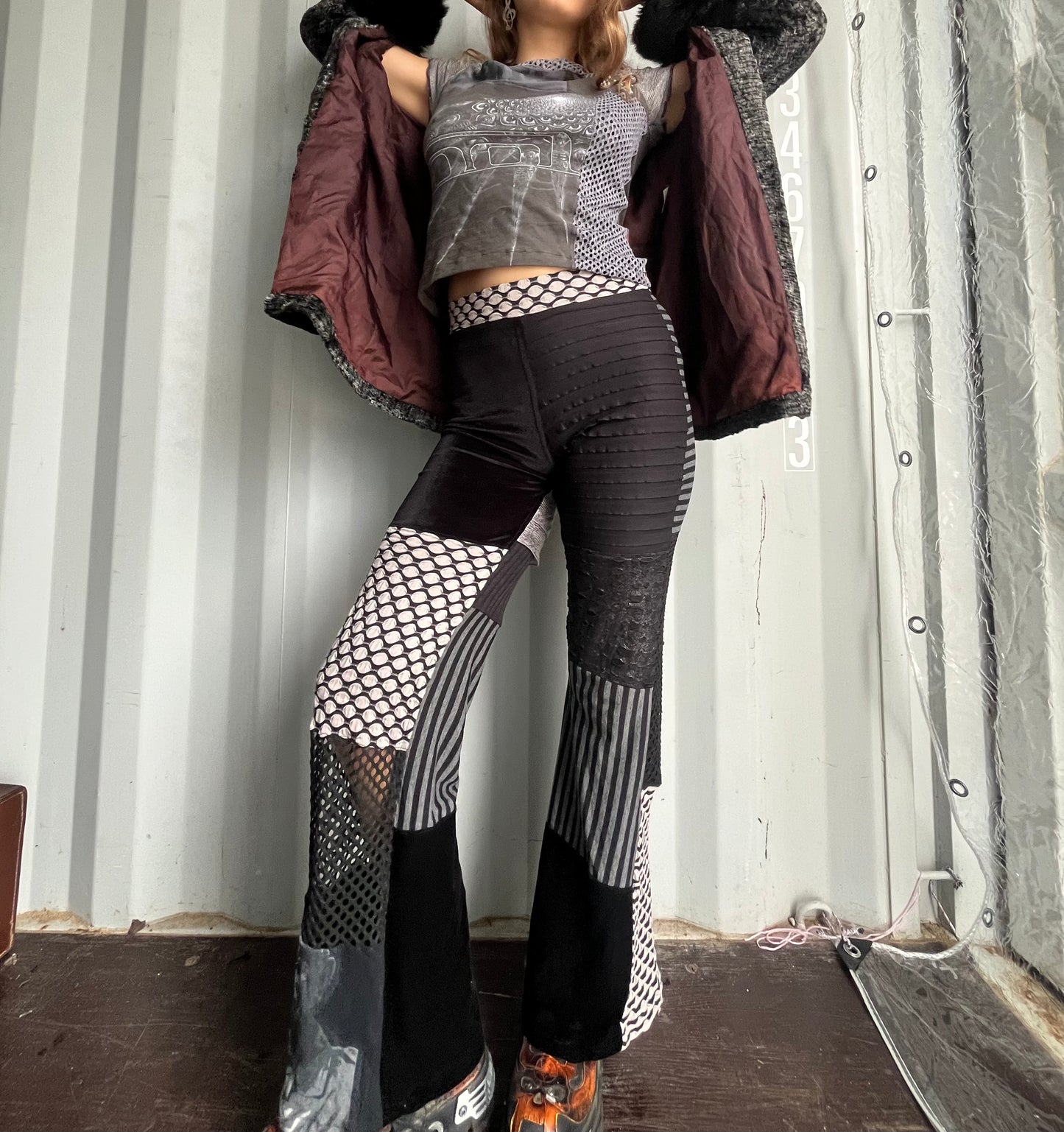 Phantom itch trousers