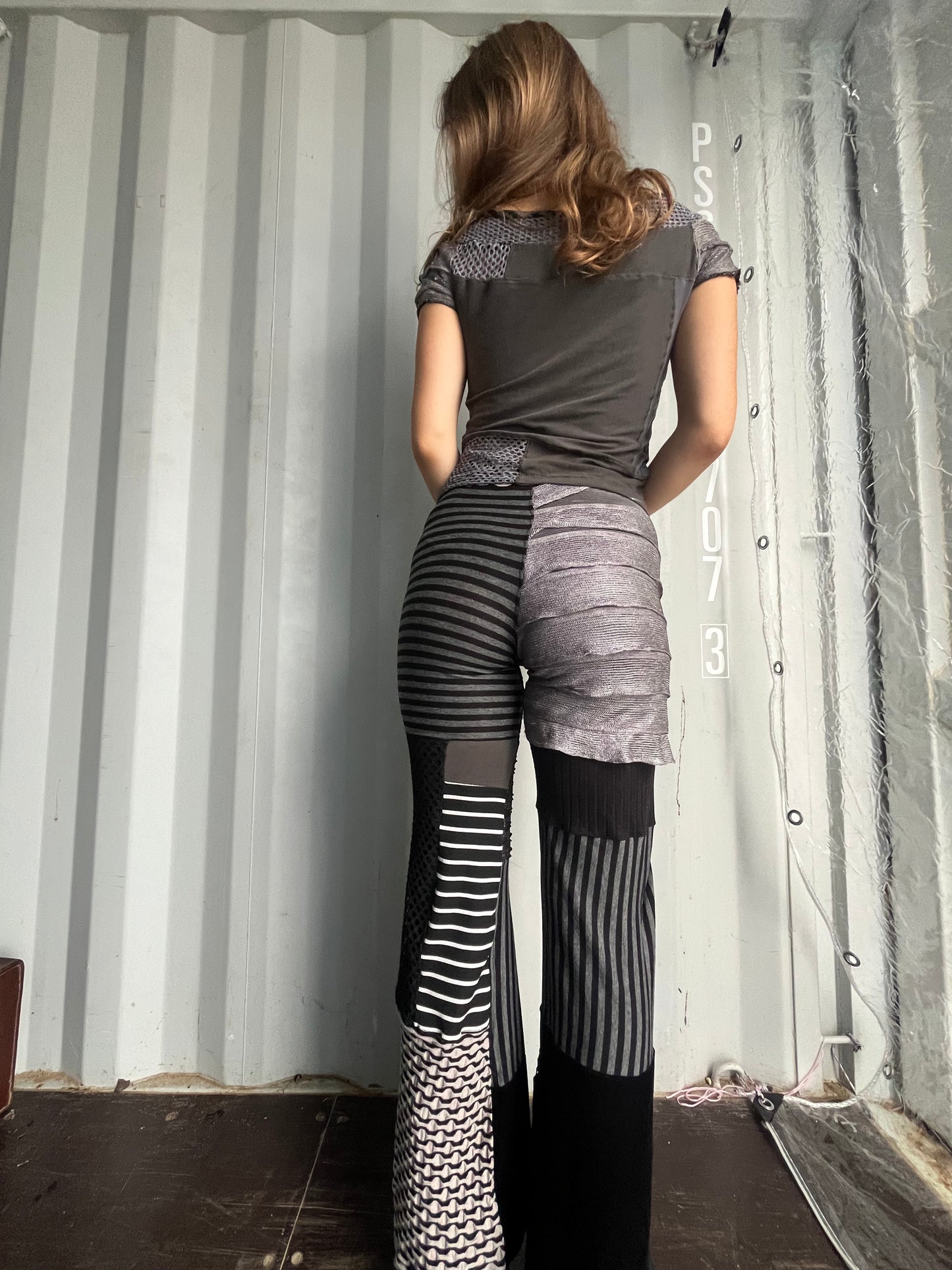 Phantom itch trousers